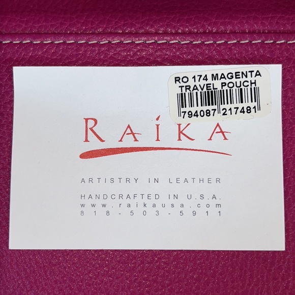 Raika magenta pebbled leather travel pouch w/matching passport cover– NIB - Picture 12 of 12